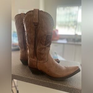 Source Unknown Brown Heeled Boots